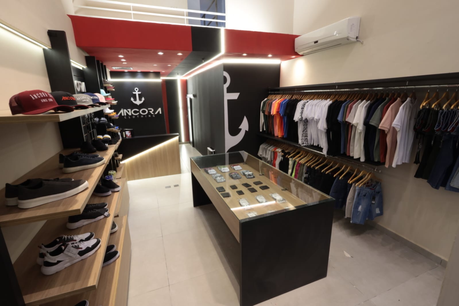 Marília Shopping inaugura primeira franquia da Âncora Clothing em São