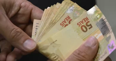 Caixa paga novo Bolsa Família a beneficiários com NIS de final 9