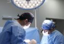 Médico ortopedista Gualter Maldonado de Azevedo faz cirurgia de coluna cervical inédita na Santa Casa de Marília