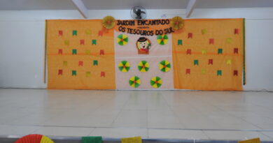 Escola Jardim Encantando promoveu sua festa caipira no último sábado
