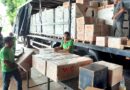 Cestas básicas de alimentos começam a ser entregues pela Prefeitura Municipal de Marília aos mais de 5,5 mil servidores nesta segunda-feira, dia 17 de junho