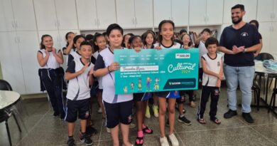 Estudantes da rede municipal de ensino de Marília são premiados pelo concurso cultural do Instituto Sicoob