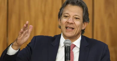 Haddad cancela viagem à Europa