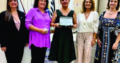 Rotary Club de Marília-Pioneiro homenageia Adriana Tognoli com a “Menção Marina Ravazzi”