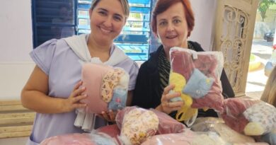 Os Anjos da Luz estiveram na Maternidade Gota de Leite nesta sexta-feira (2)