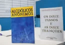Aos 90 anos, Alcoólicos Anônimos têm maior participação feminina