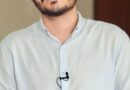 COM A MAIORIA DOS VOTOS