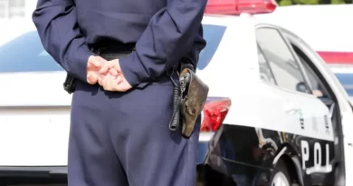 Homem exibe faca em prefeitura no Japão após ter “seikatsu hogo” negado: “Só me resta morrer”
