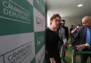 Moraes abre inquérito para investigar Zambelli por coação e obstrução
