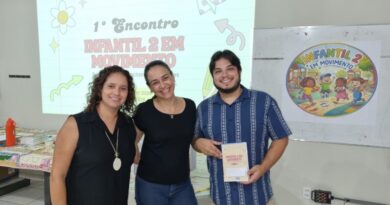 Professores da Rede Municipal participam de encontro do programa de formação “Infantil 2 em Movimento”