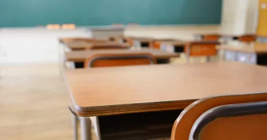 Japão enfrenta escassez recorde de professores: 3.827 vagas não preenchidas