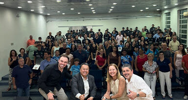 VEREADOR DR. ELIO AJEKA REALIZA CERIMÔNIA EM HOMENAGEM AOS ATLETAS DO TÊNIS DE MESA