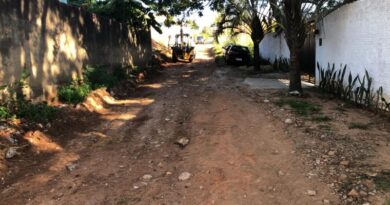 Prefeitura inicia regularização da Rua Bugrinhos, na zona Oeste