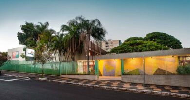 Senac Marília recebe Renato Janine Ribeiro, Rita von Hunty e artistas em evento sobre educação