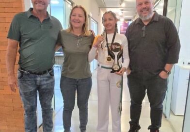 Capoeirista mariliense conquista título mundial no VMB em Brasília