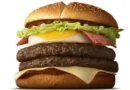 Muita proteína nos sanduíches Samurai Mac: com ou sem ovo