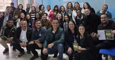Emdurb reforça conscientização sobre segurança no trânsito entre colaboradores da RIC Ambiental em palestras do Maio Amarelo