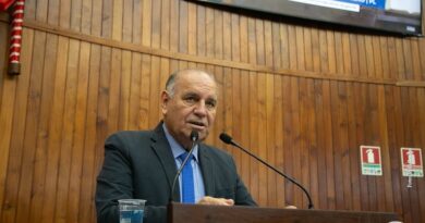 Vereador Delegado Wilson Damasceno quer informações sobre oferta de cirurgias reparadoras e leitos de UTI