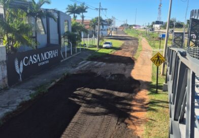 Prefeitura de Marília executa melhorias em via não pavimentada na zona Oeste