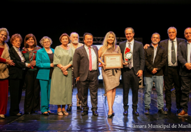 Noite dos Pioneiros faz homenagem a comércios e indústrias mais antigos em atividade