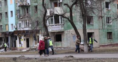 Rússia ataca Kyiv com 800 drones e 56 mísseis; cinco mortos incluem menina de 12 anos