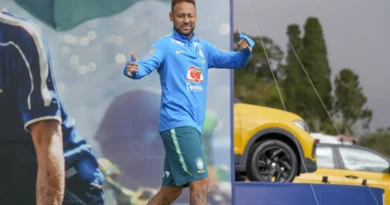NEYMAR FORA DE AMISTOSO: CRAQUE TRATA LESÃO PARA ESTREIA NA COPA