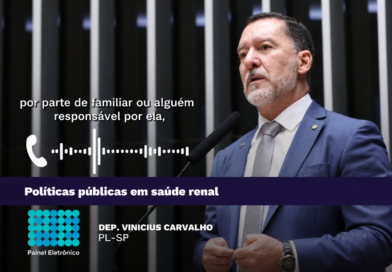 Vinicius Carvalho destaca desafios dos pacientes com doença renal crônica no Painel Eletrônico, na Rádio Câmara