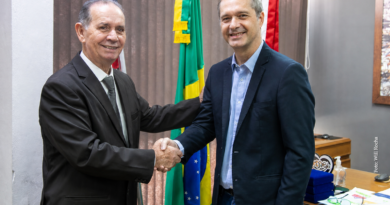 José Carlos Albuquerque é empossado para cumprir quinto mandato na Câmara