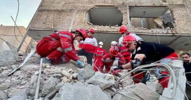 Ataque no Irã mata civis e agrava crise humanitária no Oriente Médio