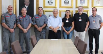 Novo comandante do 10º Grupamento do Corpo de Bombeiros visita a Santa Casa de Marília