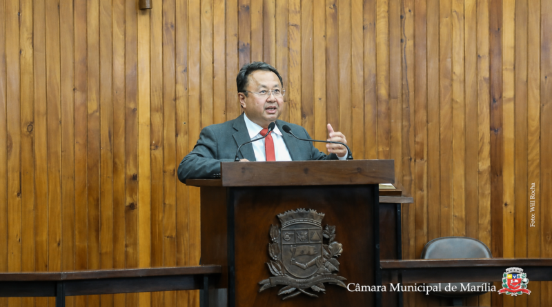 Dr. Elio Ajeka solicita estudos para ampliar uso de câmeras de monitoramento em Marília