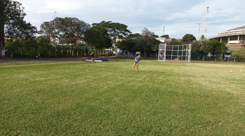 Secretaria de Esportes realiza manutenção nos poliesportivos