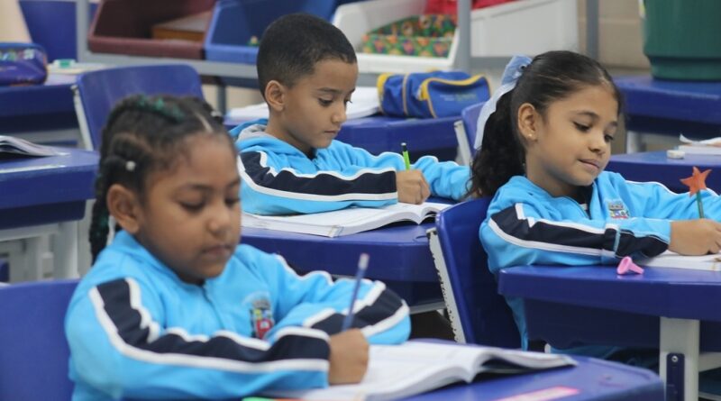 Prefeitura realiza a 21ª edição do Sarem com participação de mais de 1.600 alunos do Ensino Fundamental