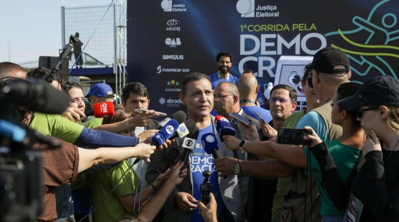 Justiça abriu as urnas diante da população, diz Nunes Marques