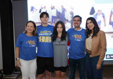 Prefeitura recepciona atletas, técnicos e equipe de apoio após conquista dos Jogos Regionais