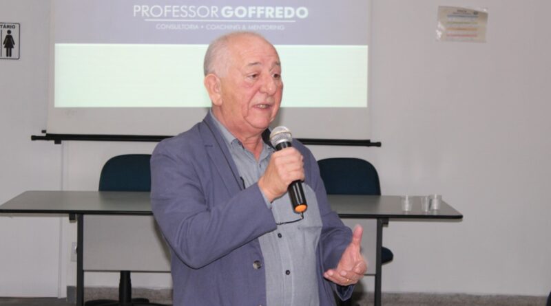 Benedito Goffredo ressalta importância da Educação Financeira na abertura do Setembro Amarelo da Santa Casa de Marília