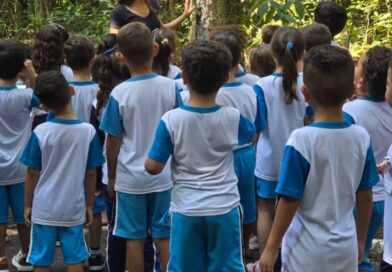 Bosque Municipal recebe alunos da rede pública para atividades de educação ambiental