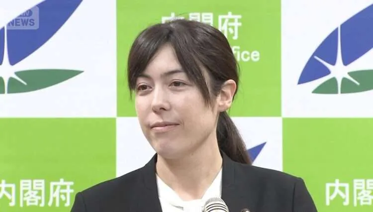Revista Bunshun acusa Kimi Onoda de ter usado escritório eleitoral “clandestino” no Japão; ministra nega