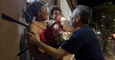 Rogerinho percorre Alvinlândia, Lupércio e Marília em grande carreata