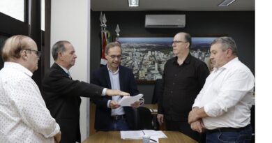 Após nova retotalização de votos, José Carlos Albuquerque é empossado na Câmara de Marília