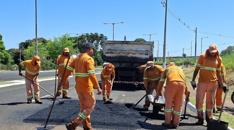 Prefeitura de Marília segue em ritmo acelerado com a operação tapa-buracos nas regiões Oeste e Sul