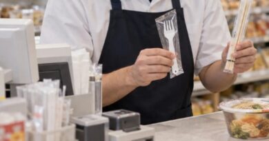 Hashi ou garfo? Caso mostra desafio de funcionários estrangeiros nas lojas de conveniência