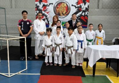 Muta Dojo conquista 21 medalhas e garante o vice-campeonato geral na Copa da Amizade de Karatê, em Itaí