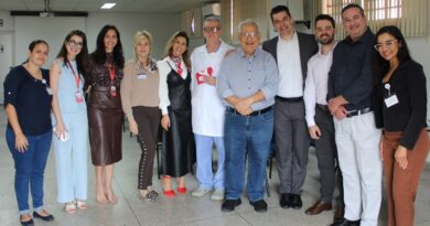 Santander promove café da manhã em homenagem aos médicos da Santa Casa de Marília